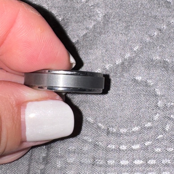 Tungsten ring - Picture 2 of 2